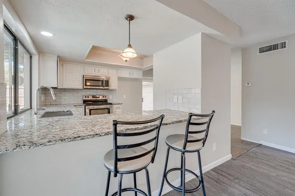 $2,400 | 4529 Palos Verdes Drive, Mesquite, TX 75150