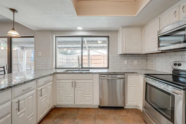 $2,400 | 4529 Palos Verdes Drive, Mesquite, TX 75150