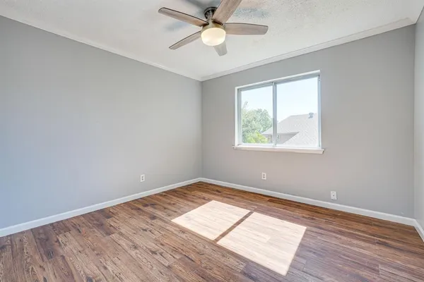 $2,400 | 4529 Palos Verdes Drive, Mesquite, TX 75150