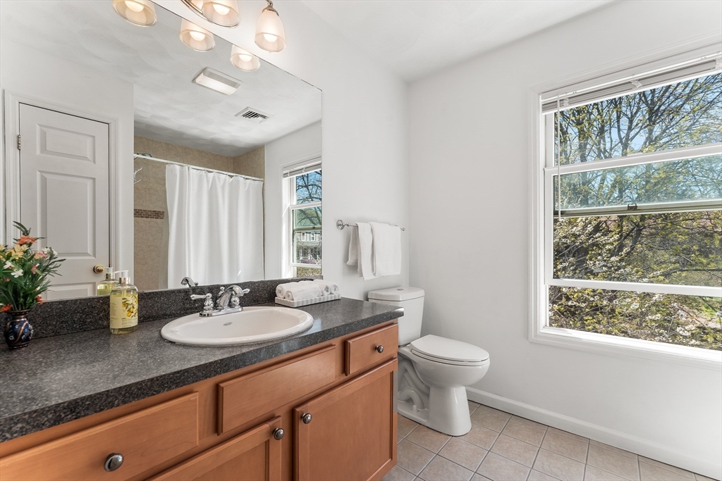 1 Hayward Street, Unit 1 Ipswich, MA 01938 - Photo 14 of 18