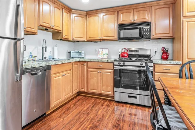 $345,000 | 52 Fernview Avenue, Unit 7, North Andover, MA 01845