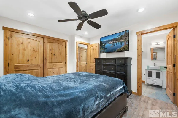 $1,225,000 | 190 Meadow Drive, Stateline, NV 89449