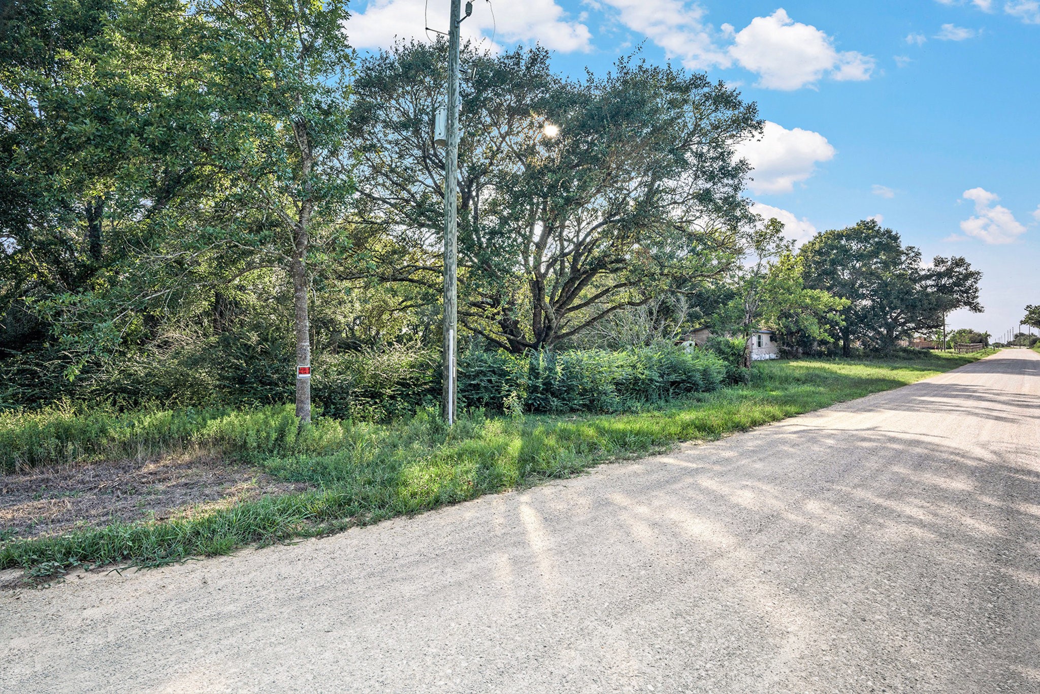 247 Schultz Road Sealy, TX 77474 - Photo 3 of 14