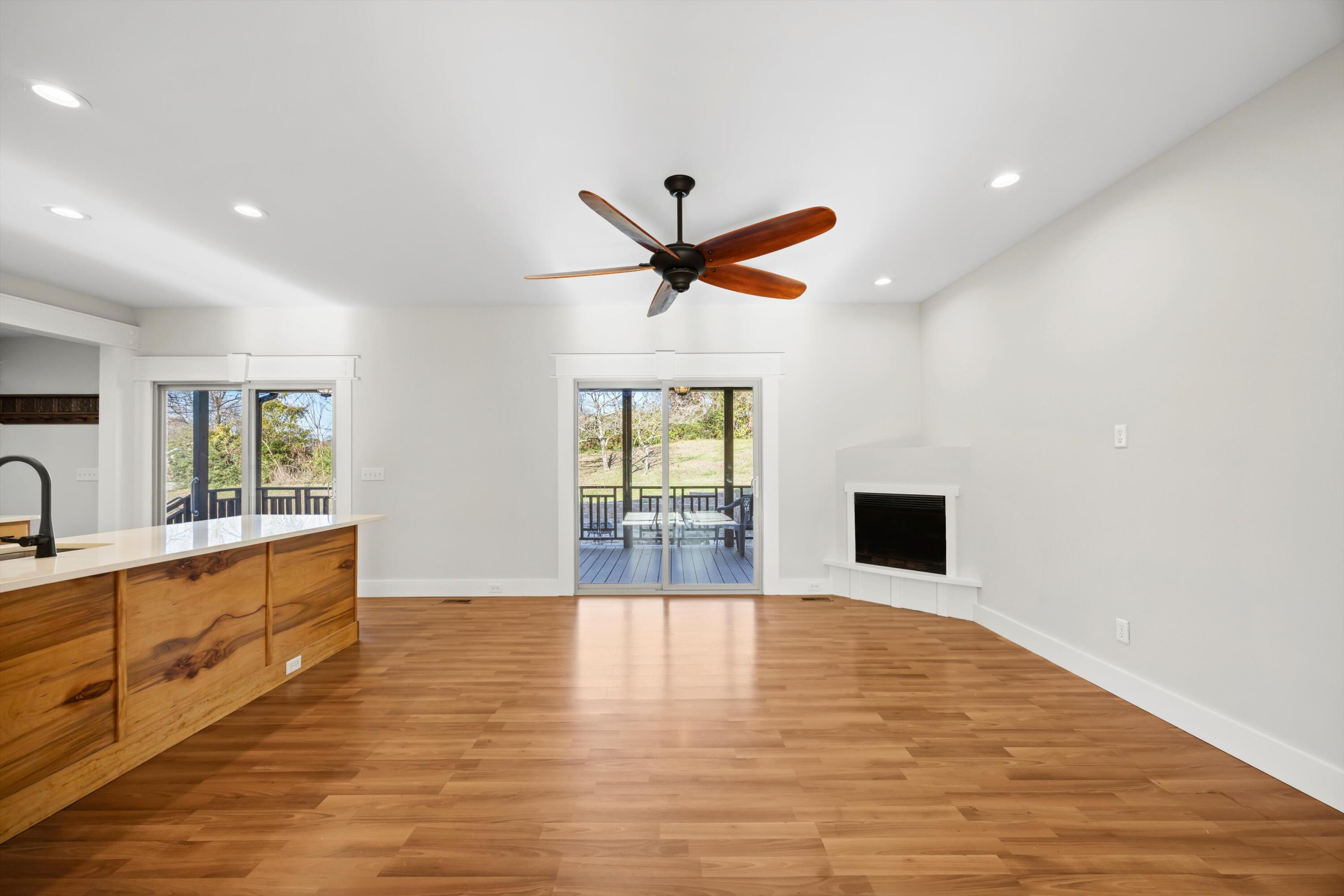 3901 Kings Road Chattanooga, TN 37416 - Photo 15 of 66 04-090A0078