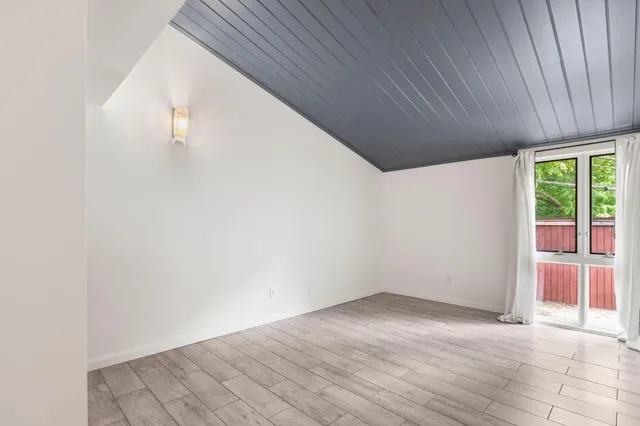 $2,300 | 1815 Independence Boulevard, Unit 30C, Ann Arbor, MI 48104