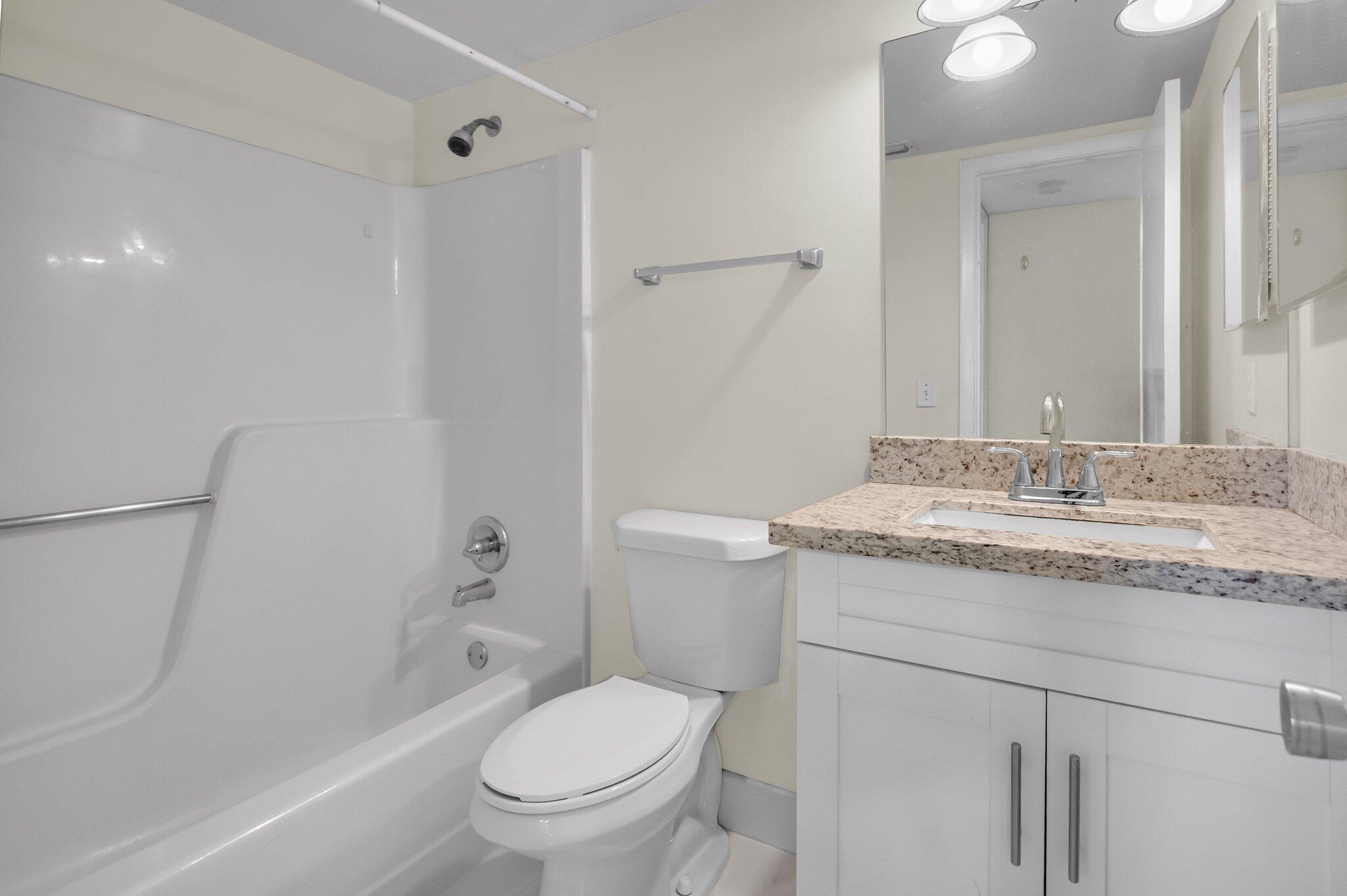 21911 Lake Forest Circle, Unit 103 Boca Raton, FL 33433 - Photo 23 of 24 Bathroom 2