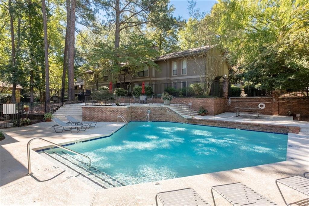8740 Roswell Road, Unit 6D Sandy Springs, GA 30350 - Photo 32 of 35 Gallery Image 32