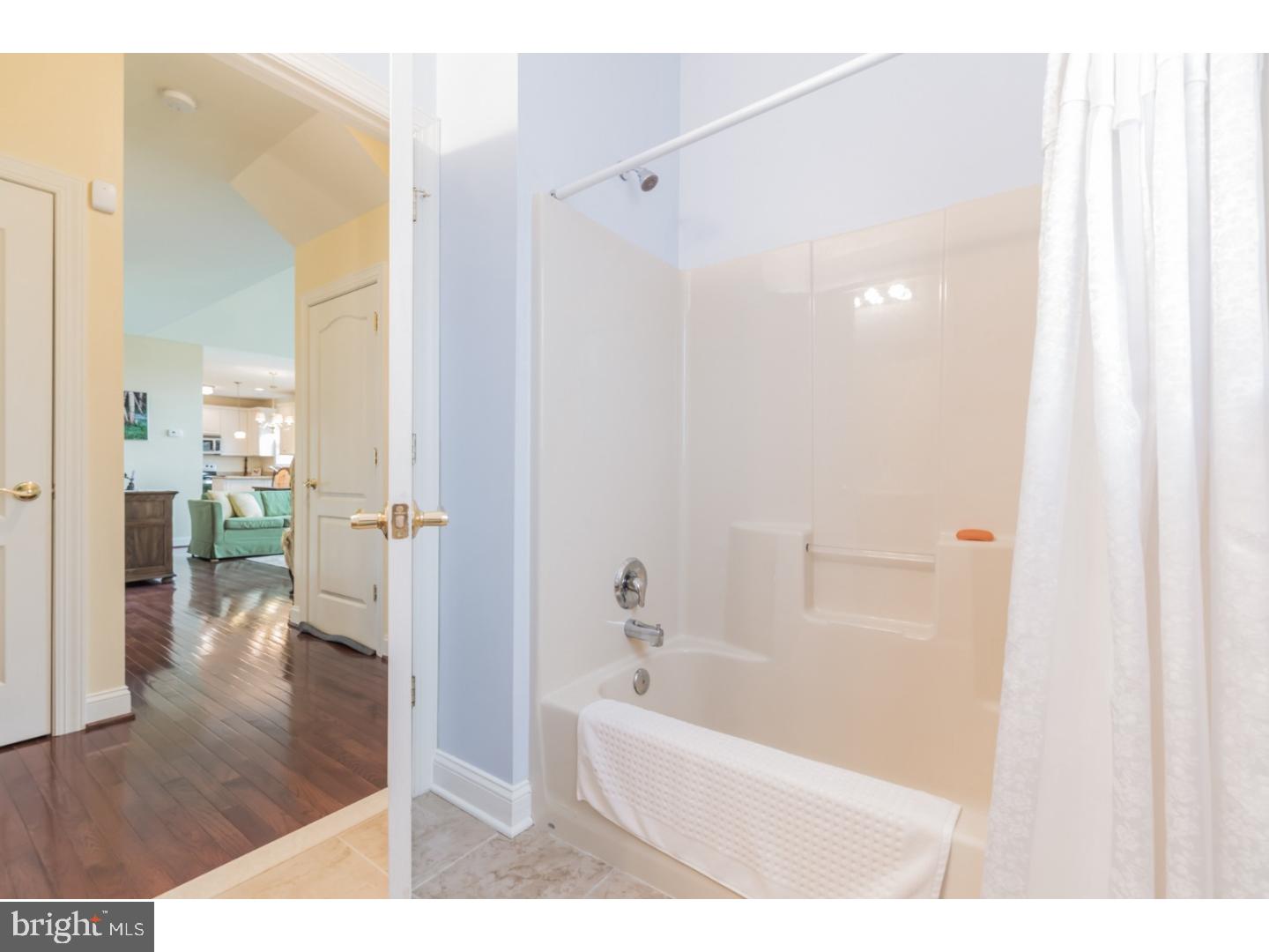 318 Whitestone Road Avondale, PA 19311 - Photo 21 of 25 Bathroom