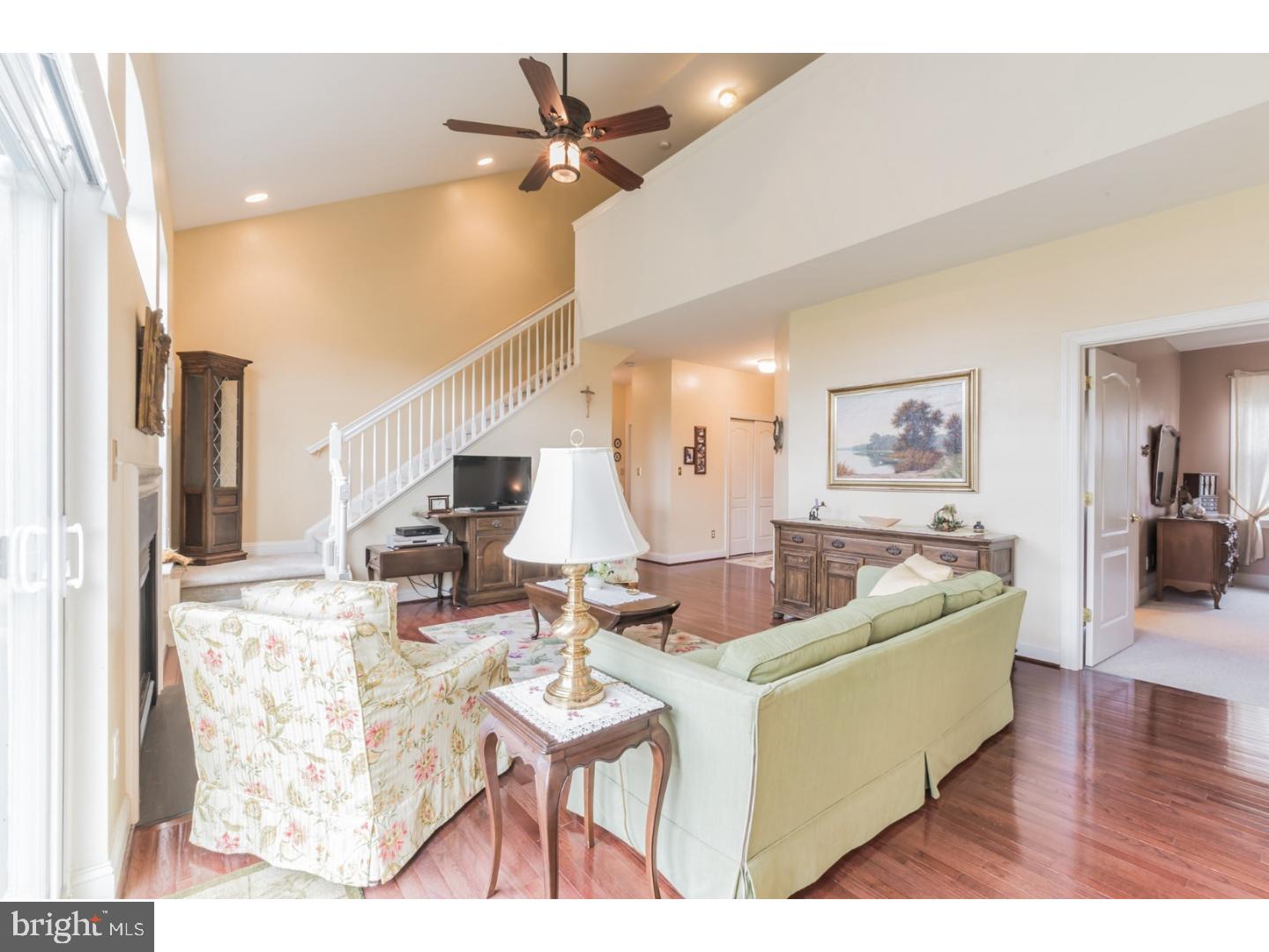 318 Whitestone Road Avondale, PA 19311 - Photo 7 of 25 Living Room