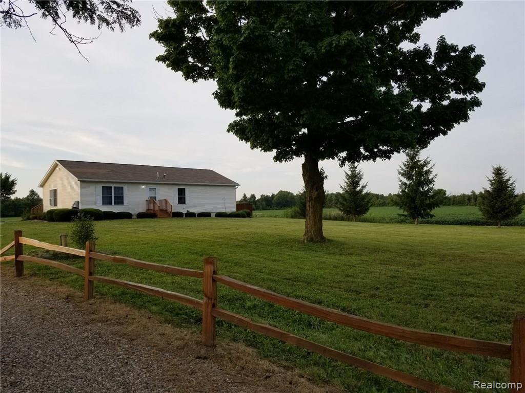 8765 Norman Road Imlay City, MI 48444 - Photo 2 of 77 20180729_201010_resized.jpg
