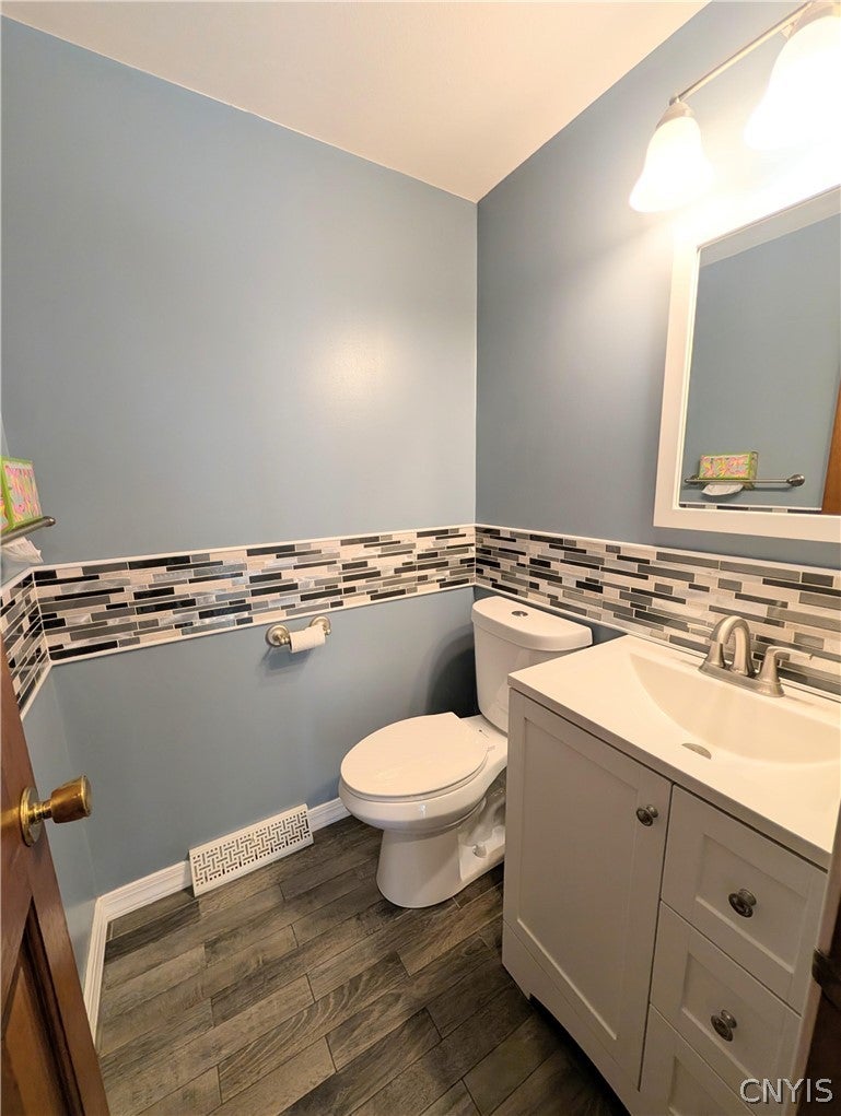 8009 Ginger Road Liverpool, NY 13090 - Photo 28 of 48 Gallery Image 28