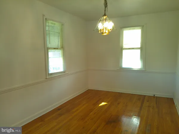 $1,900 | 2904 West 3rd Street, Wilmington, DE 19805