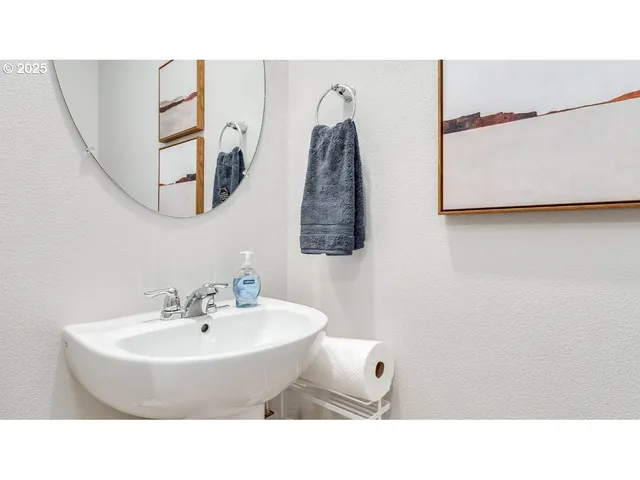 $582,995 | 3510 Southwest Binford Avenue, Gresham, OR 97080