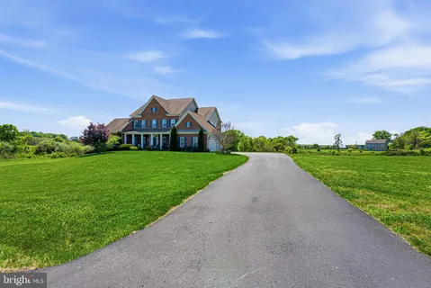 $1,250,000 | 42761 Prairie Merlin Court, Leesburg, VA 20176
