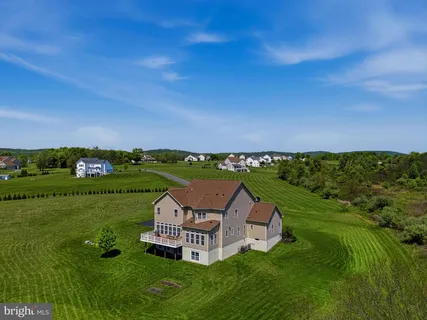 $1,250,000 | 42761 Prairie Merlin Court, Leesburg, VA 20176