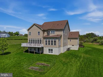 $1,250,000 | 42761 Prairie Merlin Court, Leesburg, VA 20176