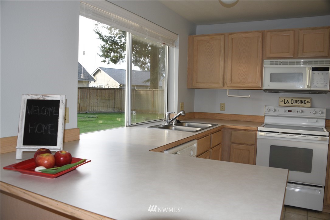 5940 Danials Loop Southeast Lacey, WA 98513 - Photo 15 of 25 Gallery Image 15