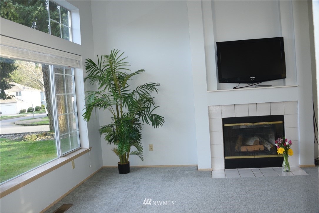 5940 Danials Loop Southeast Lacey, WA 98513 - Photo 3 of 25 Gallery Image 3