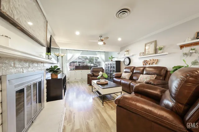 $434,500 | Undisclosed Address, Bakersfield, CA 93301