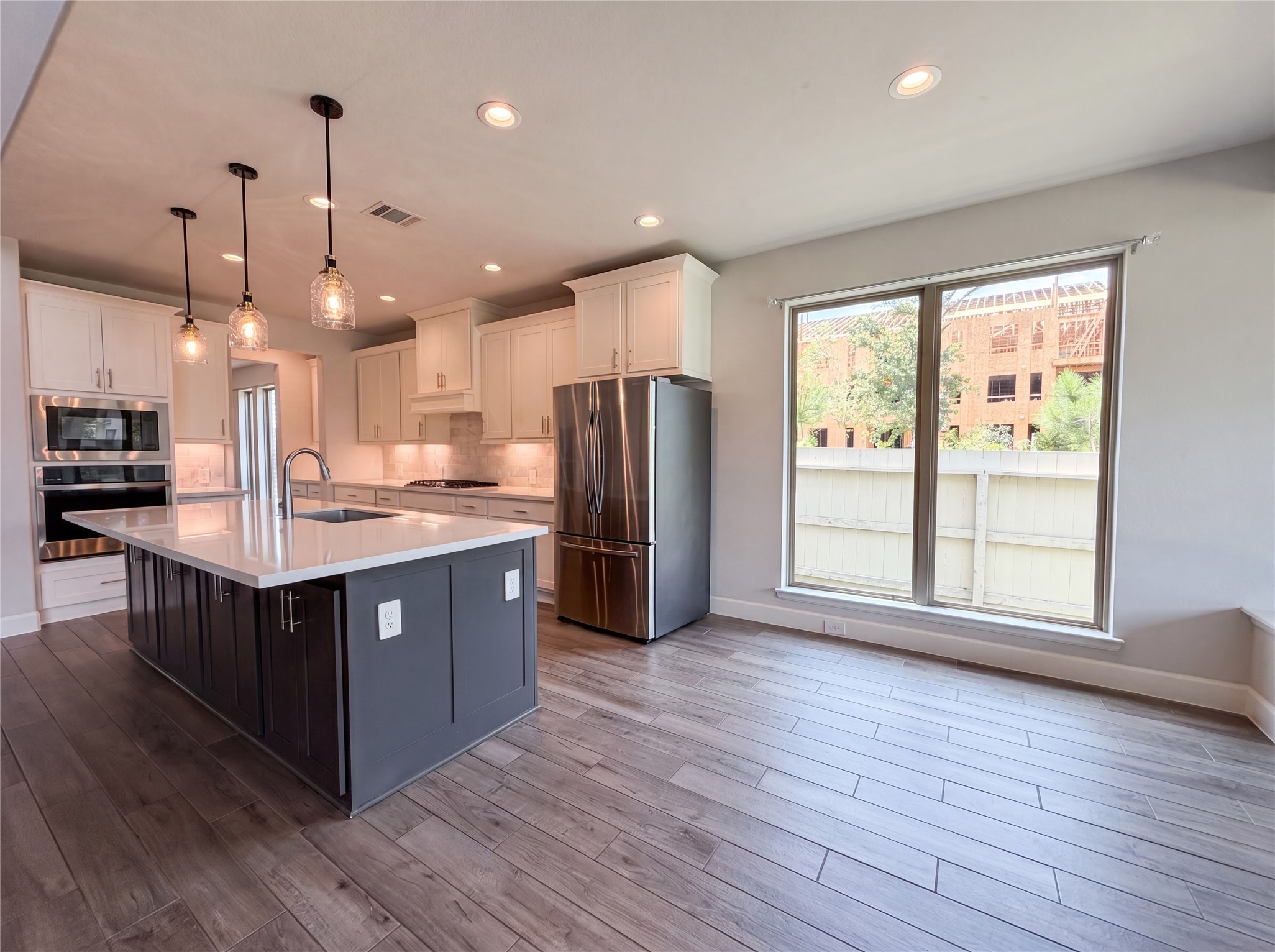 15418 Legacy Pk Way Pinehurst, TX 77354 - Photo 7 of 28