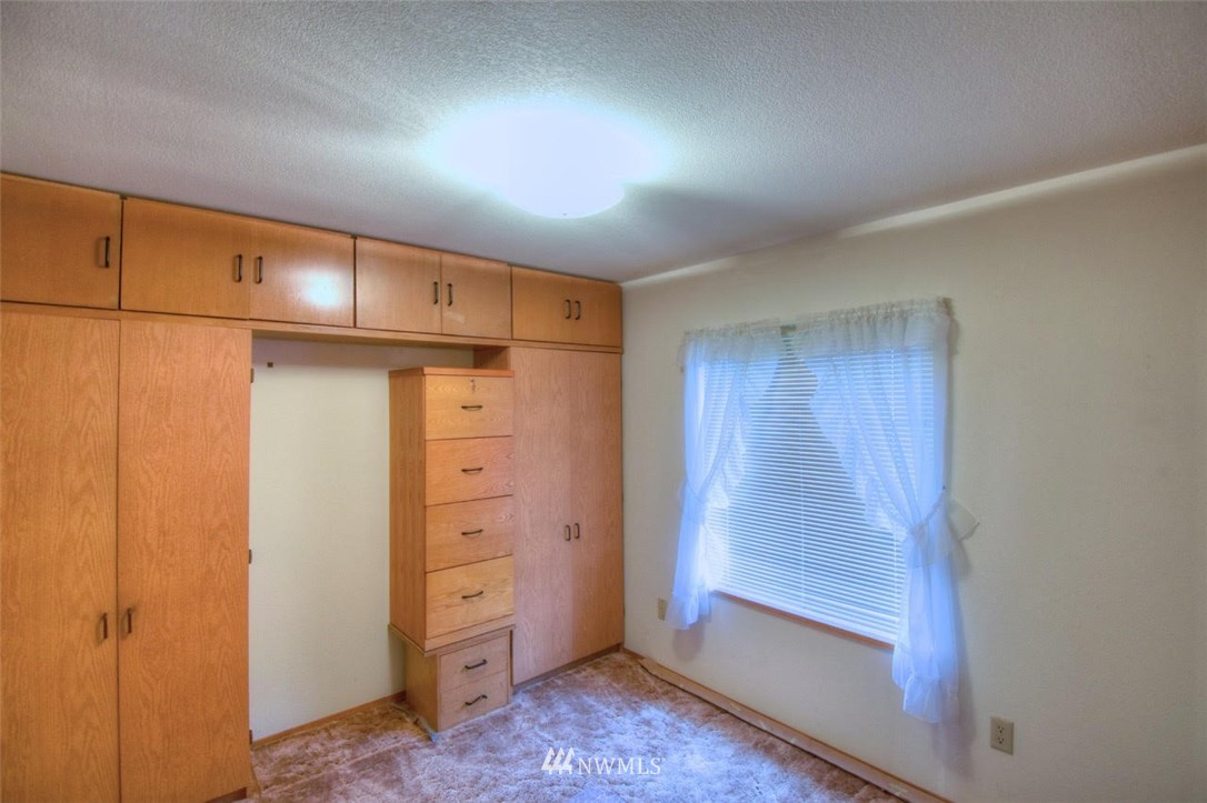 7625 Meridian Road Southeast Olympia, WA 98513 - Photo 11 of 18 Gallery Image 11