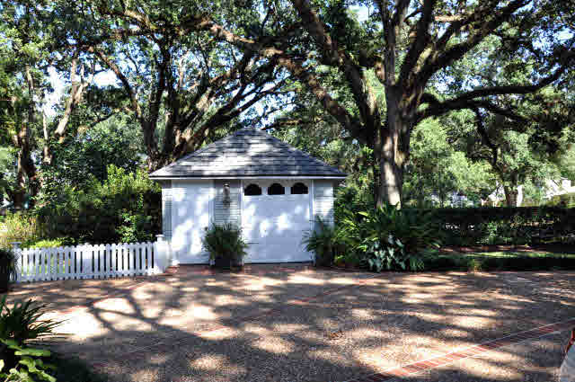 100 North Bayview Street Fairhope, AL 36532 - Photo 3 of 45