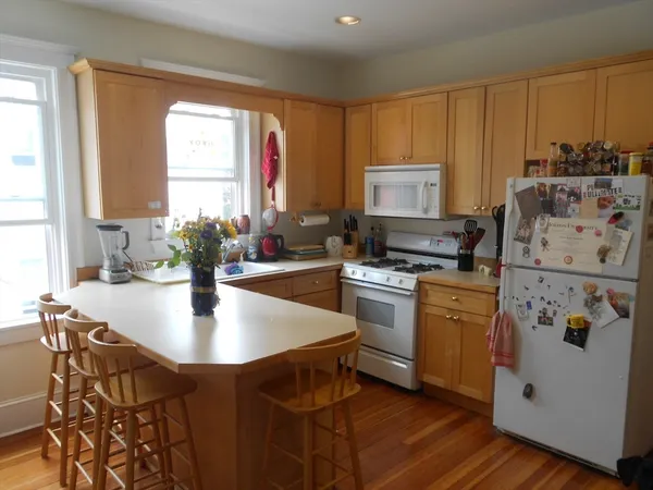 $5,150 | 5 Newton Street, Unit 2, Cambridge, MA 02139