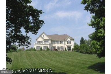 7020 Balmoral Forest Road Clifton, VA 20124 - Photo 1 of 18 Exterior (Main)