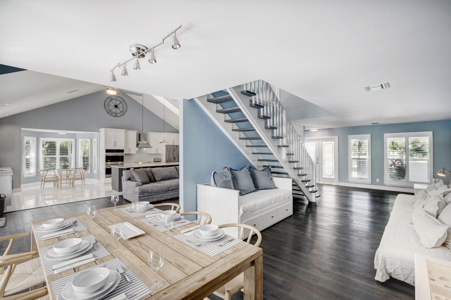 141 Pine Hill Trail West Tequesta, FL 33469 - Photo 9 of 52 PH9