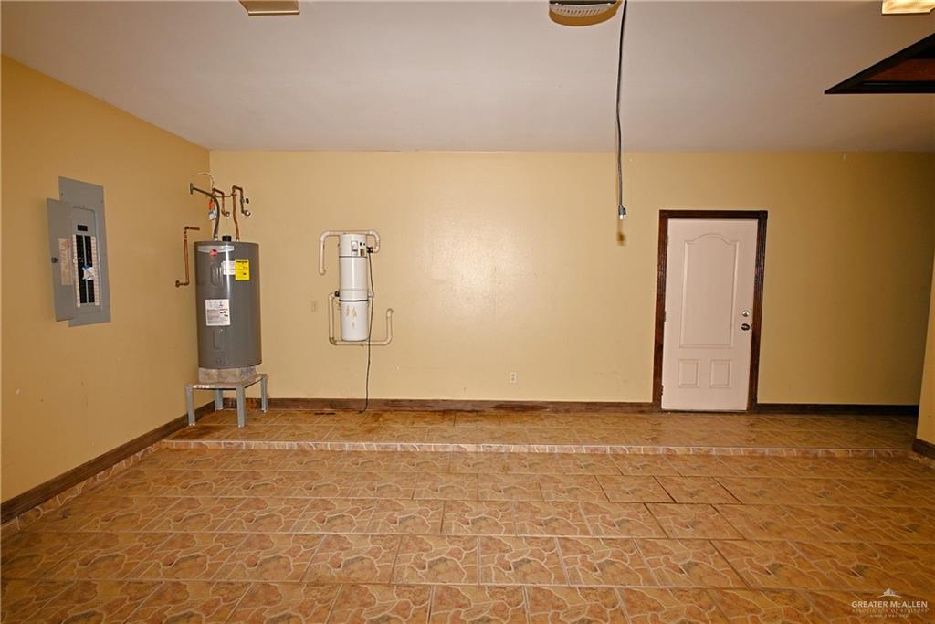 7931 Dallas Circle Mission, TX 78574 - Photo 33 of 33 a view of an empty room