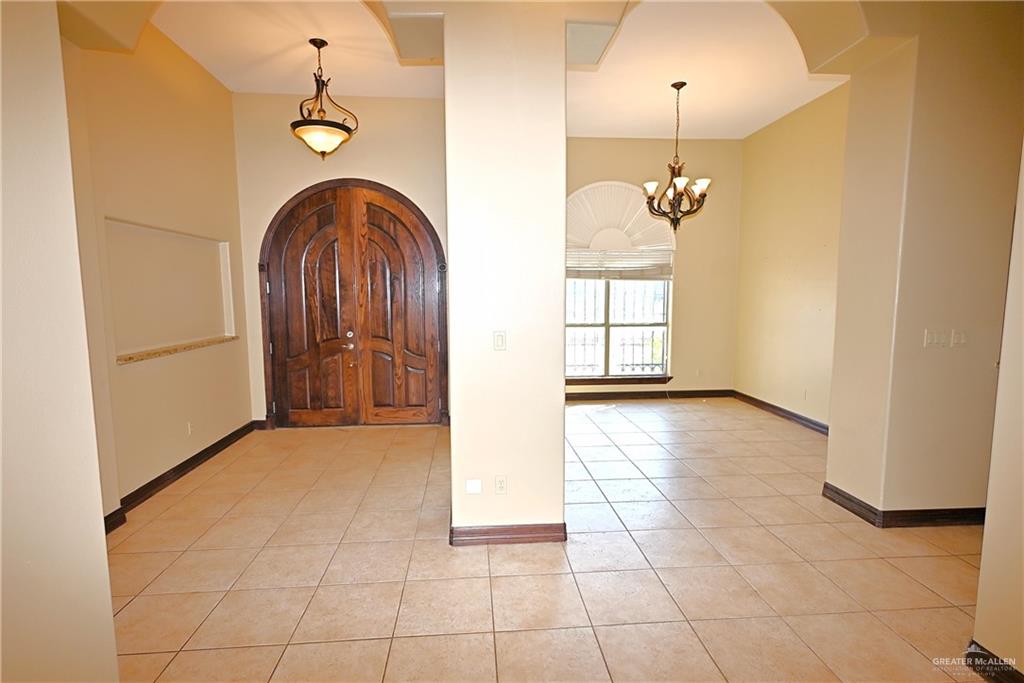 7931 Dallas Circle Mission, TX 78574 - Photo 7 of 33 a view of a room with a natural light