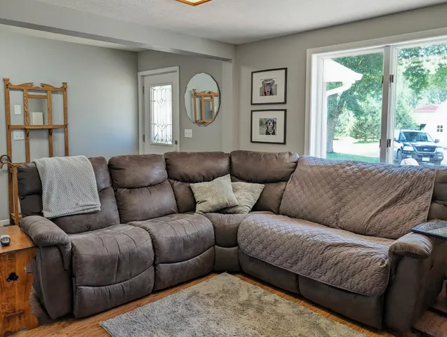 $488,400 | 6045 20th Street Southwest, Montevideo, MN 56265