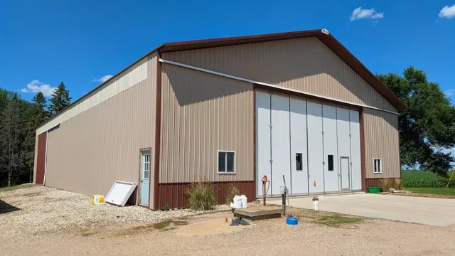 $488,400 | 6045 20th Street Southwest, Montevideo, MN 56265