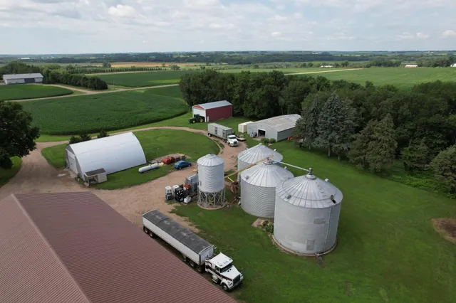 $488,400 | 6045 20th Street Southwest, Montevideo, MN 56265