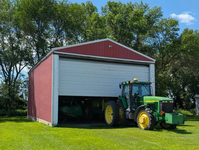 $488,400 | 6045 20th Street Southwest, Montevideo, MN 56265