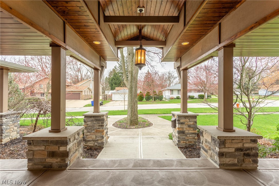 4609 Grayton Road Cleveland, OH 44135 - Photo 12 of 32 Gallery Image 12
