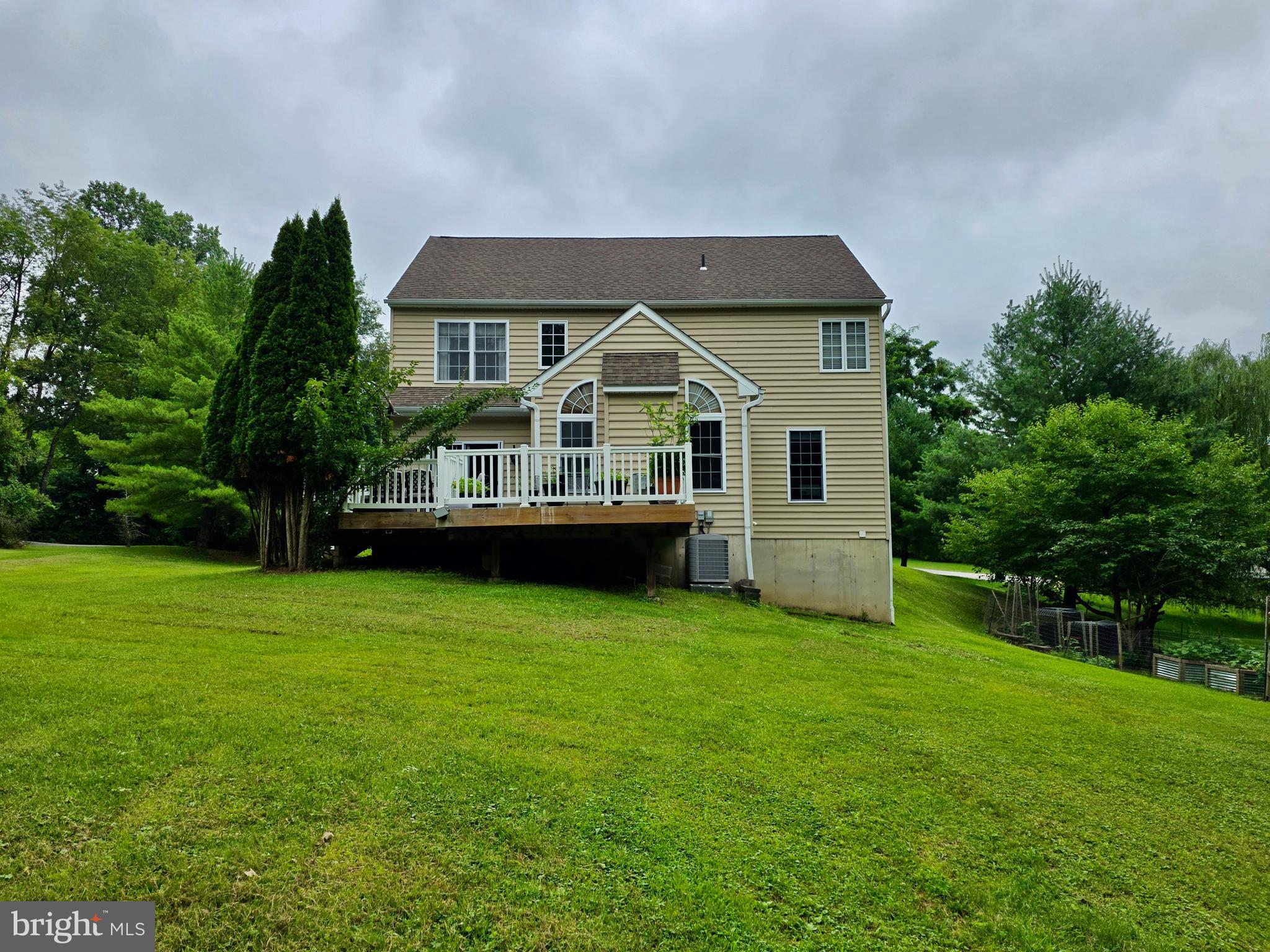 261 Lenni Road Media, PA 19063 - Photo 41 of 46 Back of house