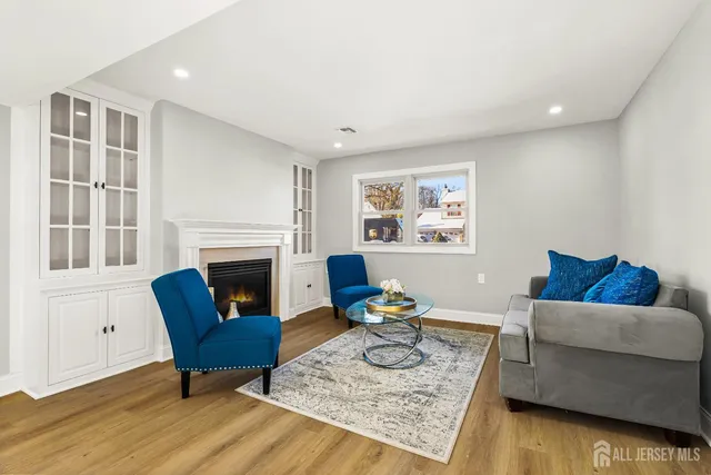 $899,900 | 179 Fleet Avenue, Edison, NJ 08820