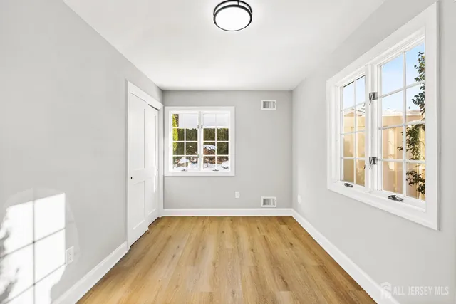 $899,900 | 179 Fleet Avenue, Edison, NJ 08820