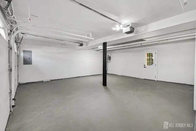 $899,900 | 179 Fleet Avenue, Edison, NJ 08820