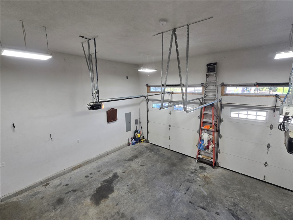 27 Rosedale Avenue Barrington, RI 02806 - Photo 26 of 34