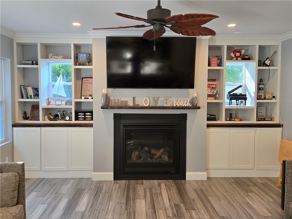 27 Rosedale Avenue Barrington, RI 02806 - Photo 7 of 34