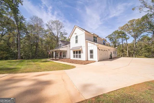 a hallway with wooden floor