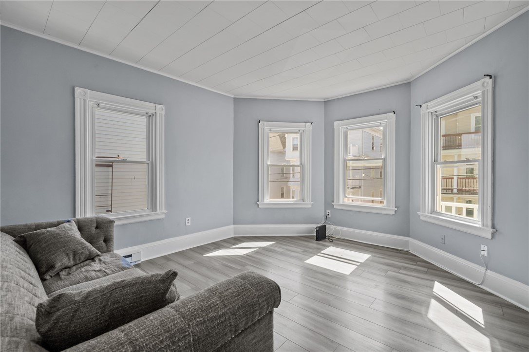 61 Robin Street Providence, RI 02908 - Photo 9 of 28 2nd Floor