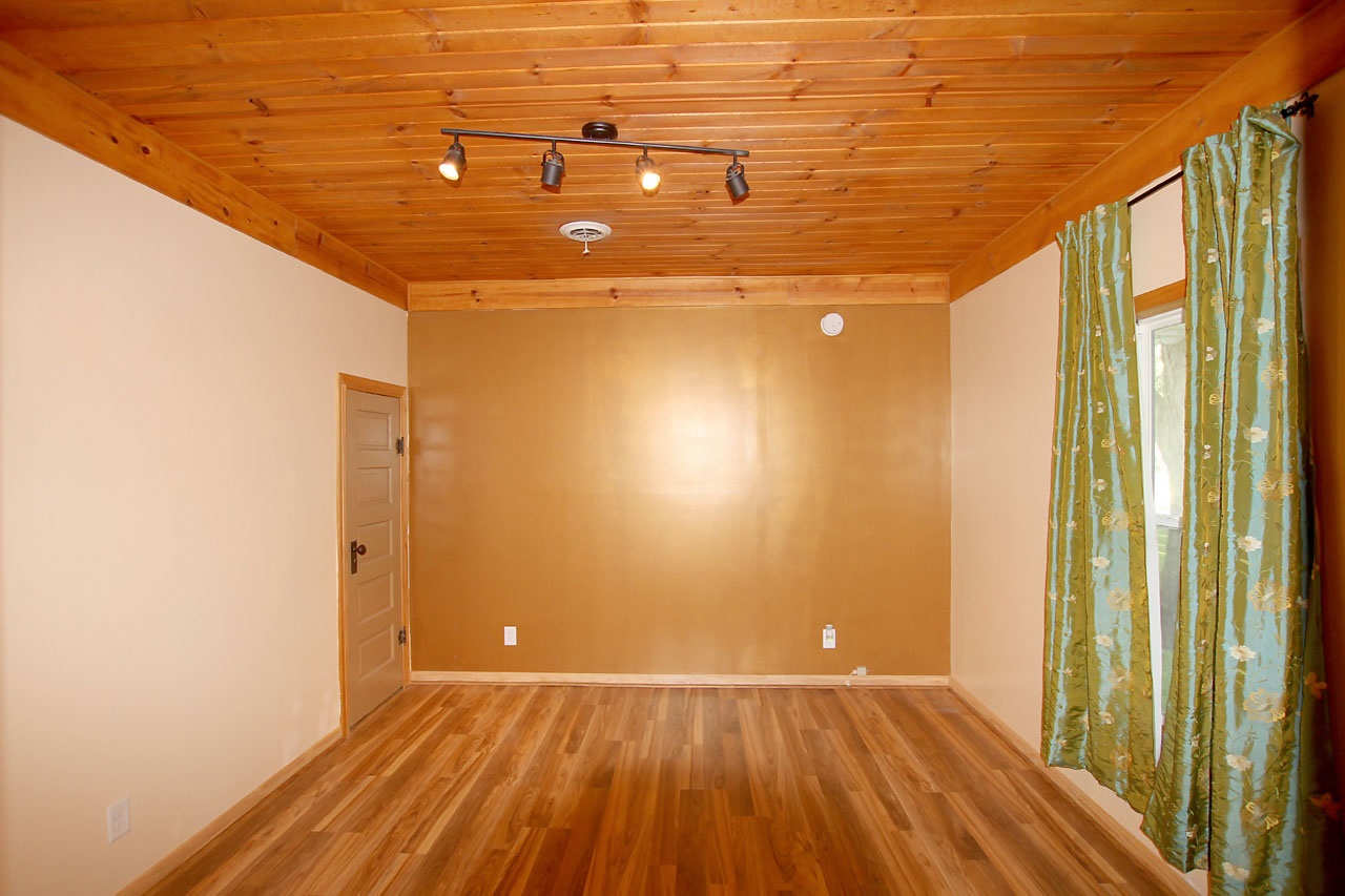 6966 Main St Point Westpoint, IN 47992 - Photo 15 of 30