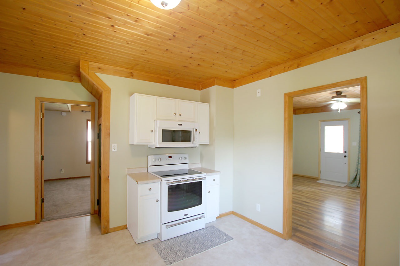 6966 Main St Point Westpoint, IN 47992 - Photo 19 of 30