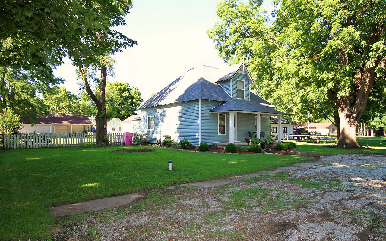 6966 Main St Point Westpoint, IN 47992 - Photo 3 of 30