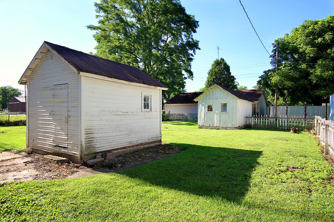 6966 Main St Point Westpoint, IN 47992 - Photo 8 of 30