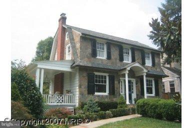 714 West Braddock Road Alexandria, VA 22302 - Photo 1 of 16 Exterior (Main)