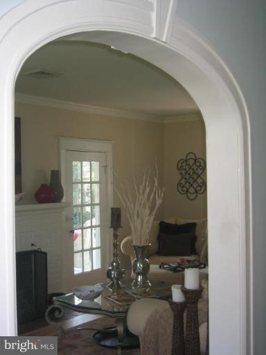 714 West Braddock Road Alexandria, VA 22302 - Photo 2 of 16 Living Room #2